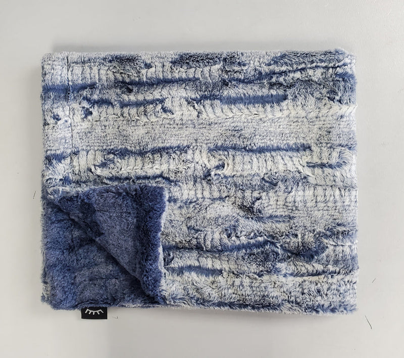 Winx + Blinx Wave Boa Navy Minky Blanket