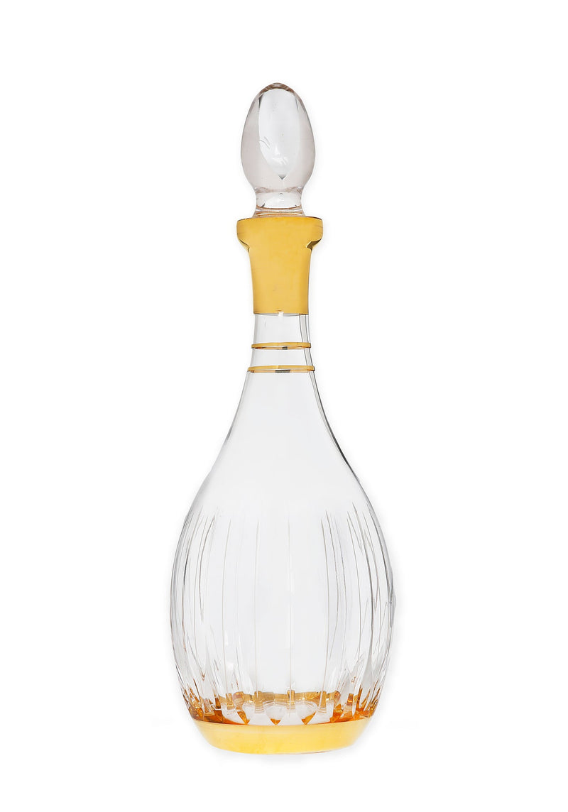 Wine Decanter with Elegant Gold Design