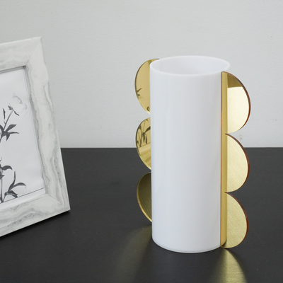 White Round Vase with Gold Mirrored Scallop Design