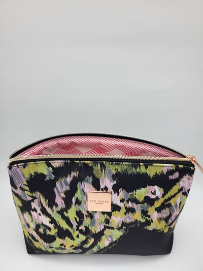 Ted Baker Glam and Go  Cosmetic bag w accessories