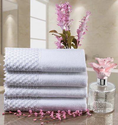 COTTON VELOUR FINGERTIP WHITE TOWEL WITH WHITE LACE (SET OF 4)